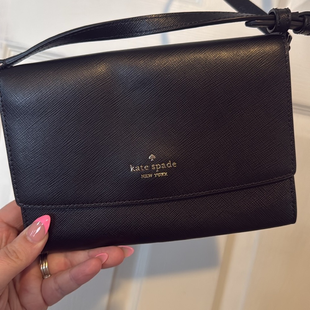 NWOT Kate spade cross body wallet